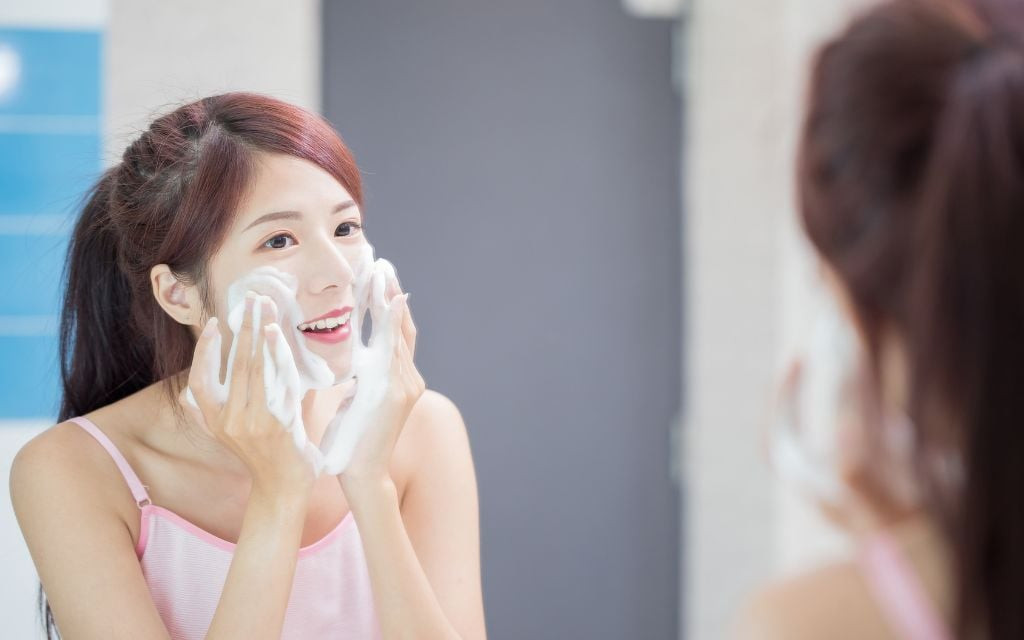 Cách dùng sữa rửa mặt đúng để mang lại làn da tươi sáng