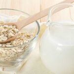 Mặt nạ sữa chua và bột yến mạch