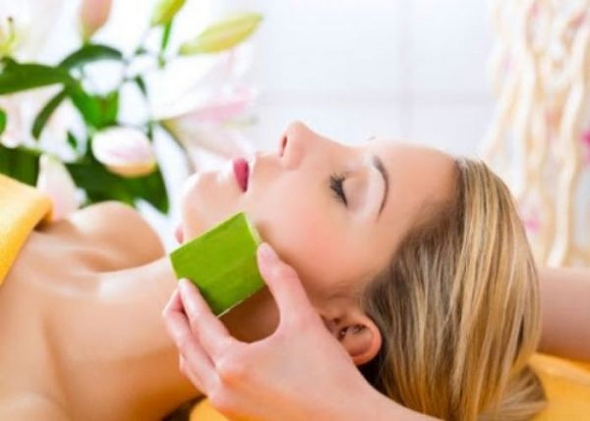 Hình ảnh sử dụng mặt nạ nha đạm tự nhiên