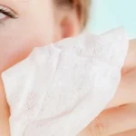 Hình ảnh làm sạch da mặt sau khi trang điểm