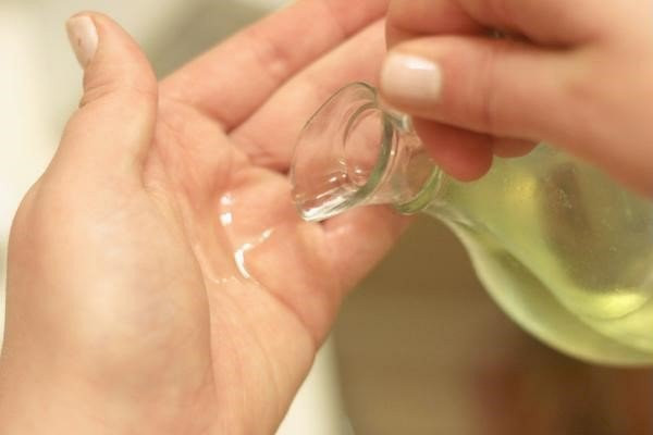 Cách sử dụng dầu dừa cho từng loại da