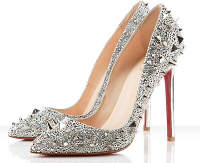 Hé lộ mẫu giày cưới không bao giờ lỗi mốt