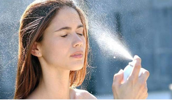 Xịt khoáng rất tốt cho da